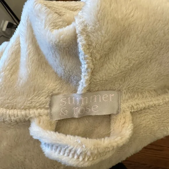 Summer & Rose Cream Robe - Picture 5 of 5